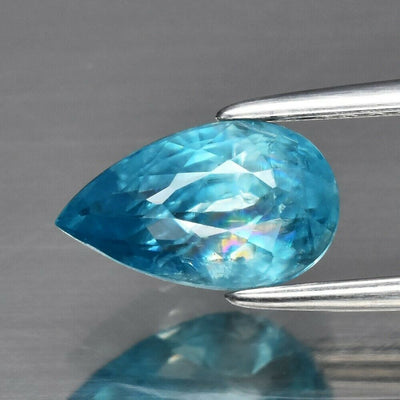1.87ct Pear Natural Zircon With Rainbow Inclusion